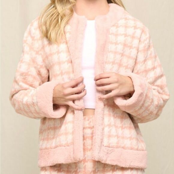 Pink Fur trimmed houndstooth jacket - Picture 1 of 11